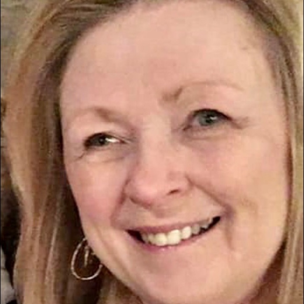 Meet your Posher, Debbie